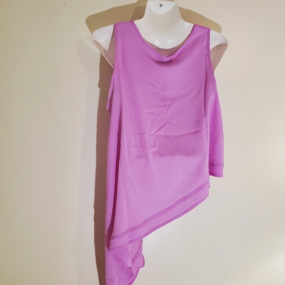 Cameo Asymmetrical Sleeveless Top - Picture 4 of 9